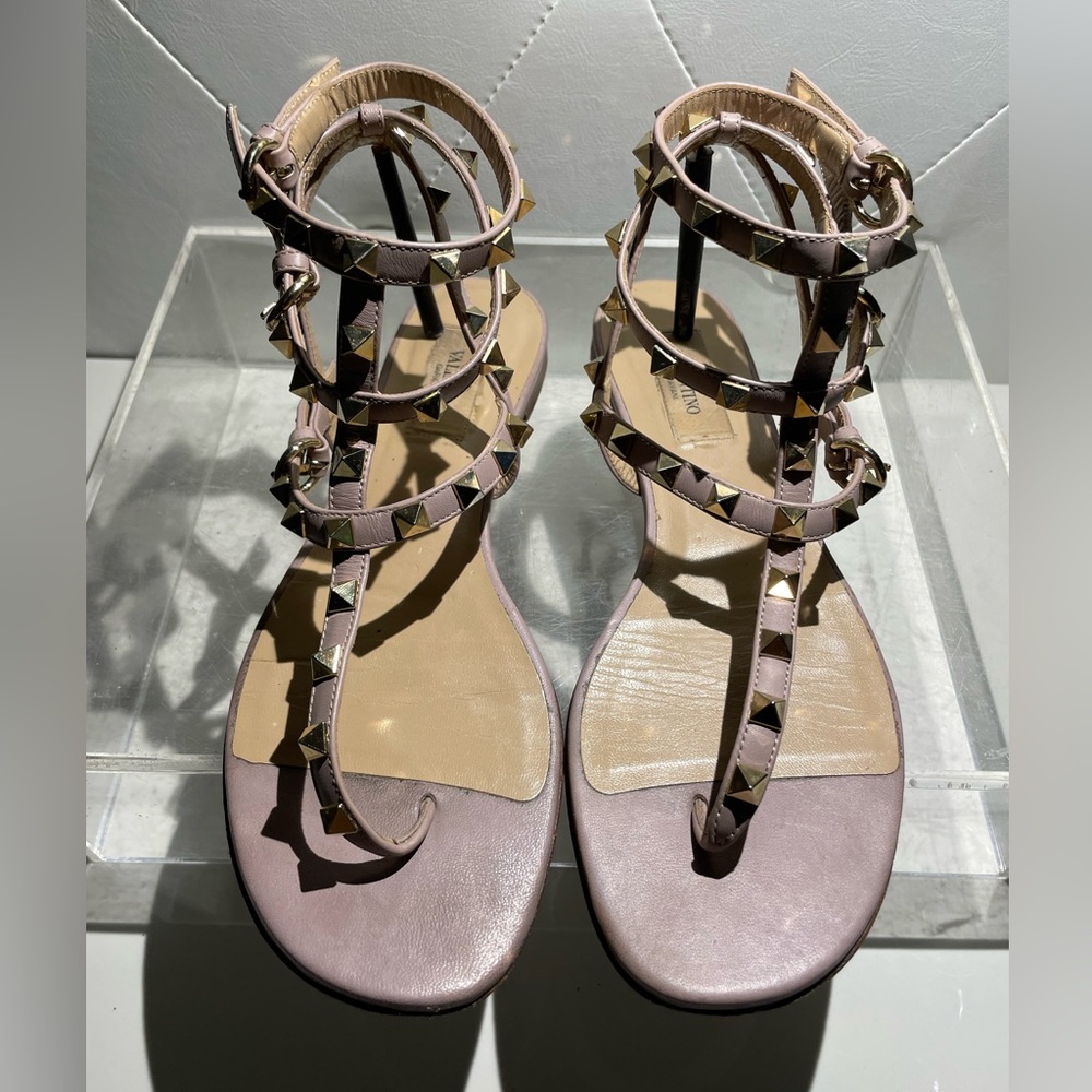 VALENTINO GARAVANI rockstud sandls sz 38 made in italy good condition